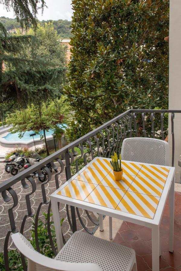 Gea Suite B&B 索伦托 外观 照片